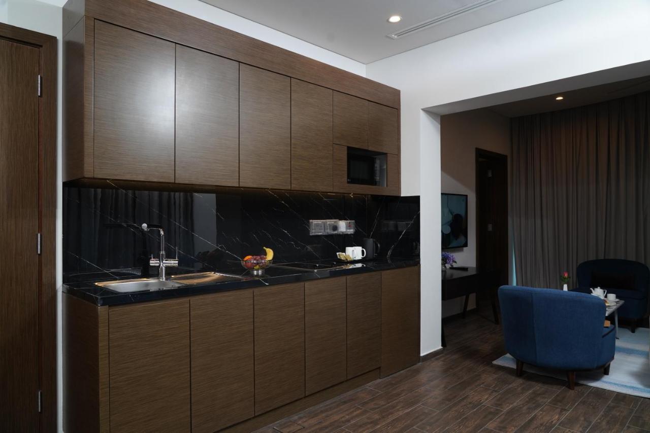 C - Hotel And Suites Ad Dawhah Esterno foto