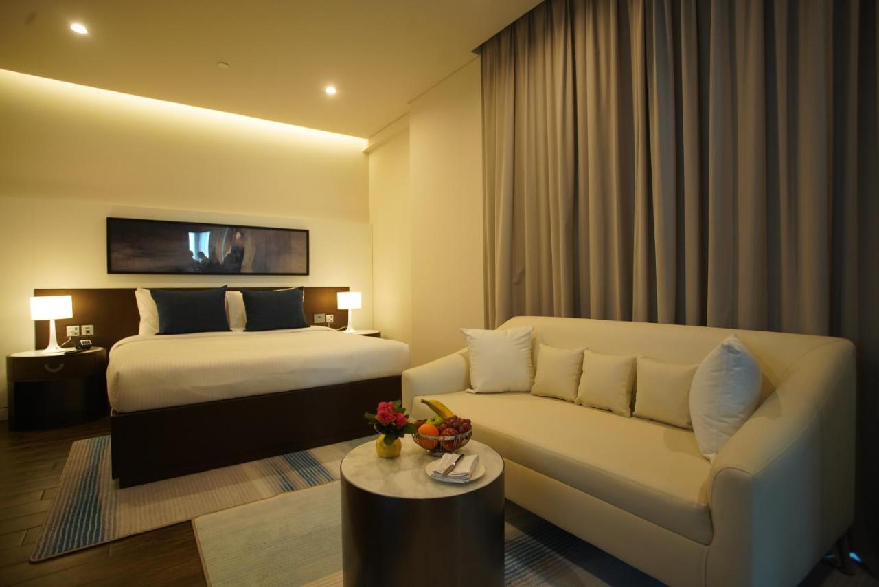 C - Hotel And Suites Ad Dawhah Esterno foto