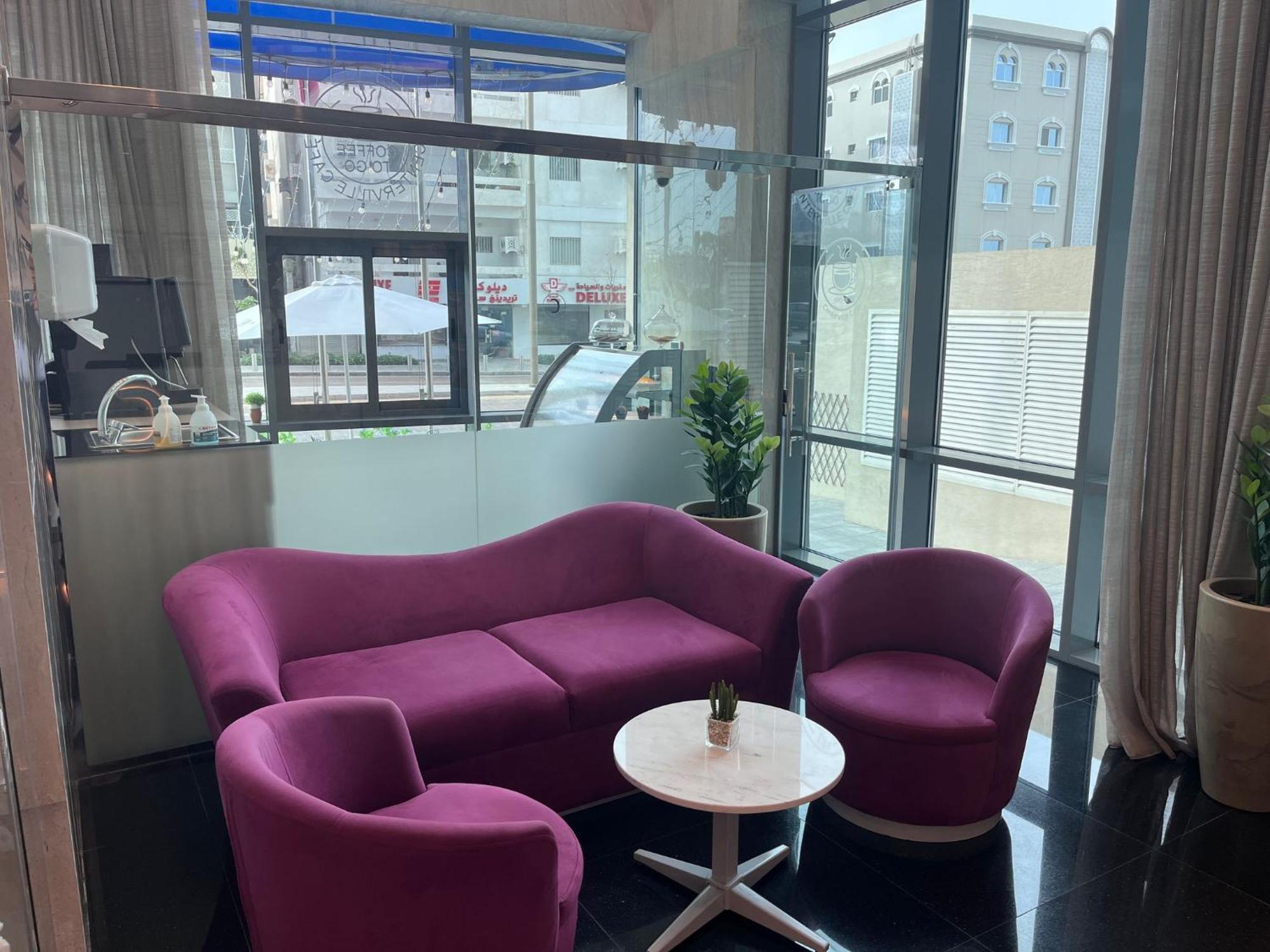 C - Hotel And Suites Ad Dawhah Esterno foto